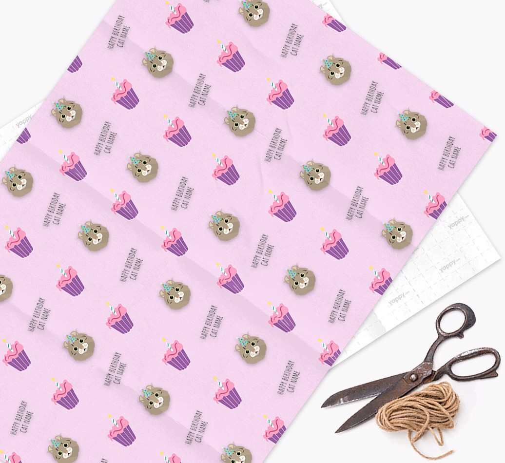 'Happy Birthday Cupcakes' - Personalized {breedCommonName} Wrapping Paper