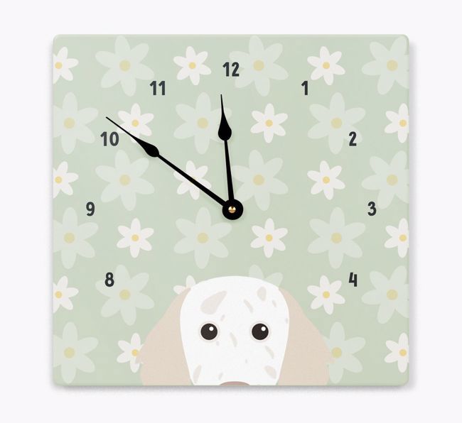 Daisy Pattern: Personalised {breedFullName} Wall Clock
